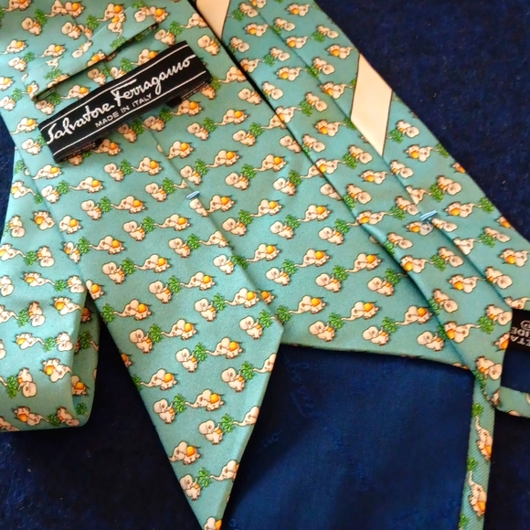 Salvatore Ferragamo Teal Elephant Print Silk Tie - Picture 3 of 6